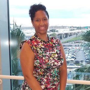 Meet your Posher, Alethea